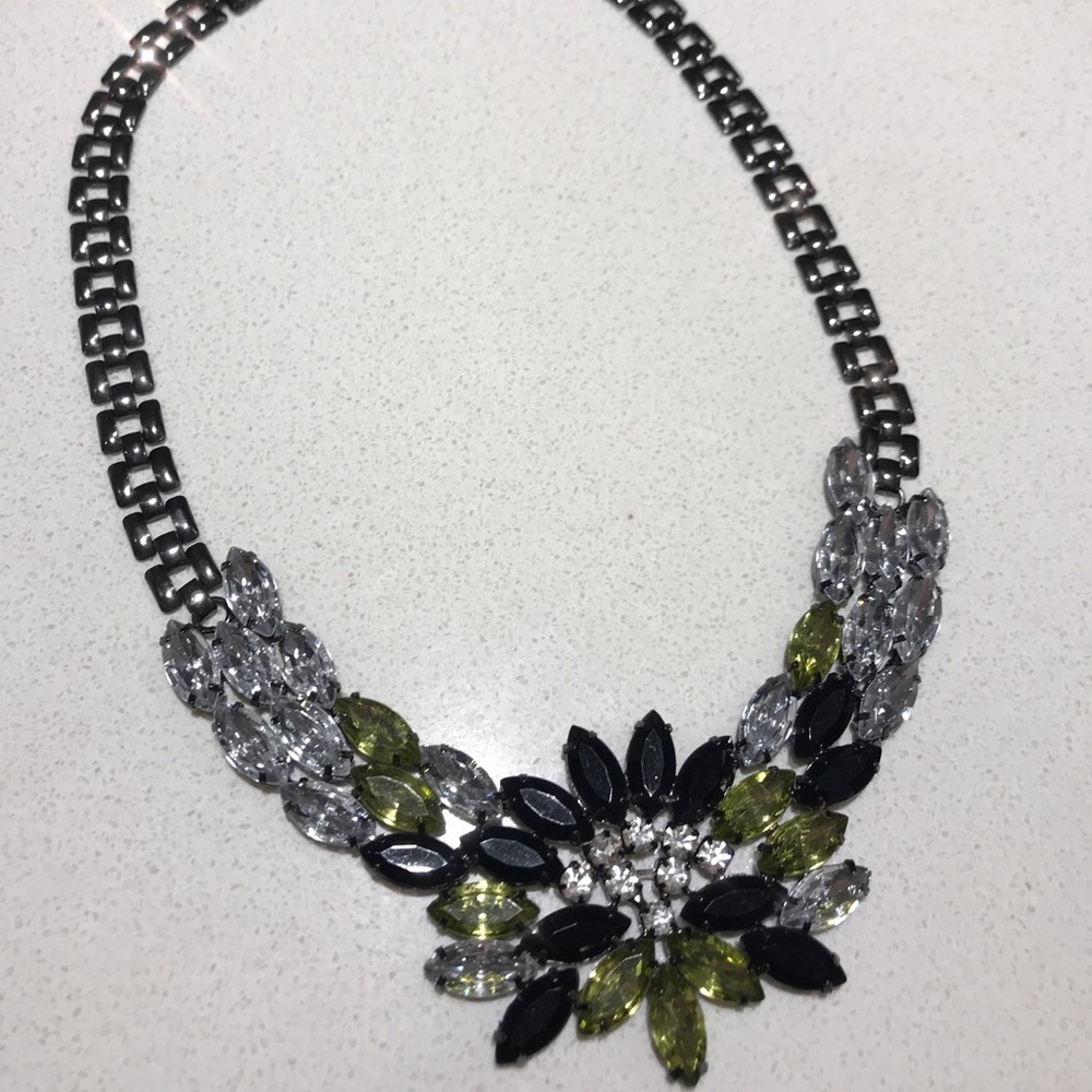 Jeweled necklace